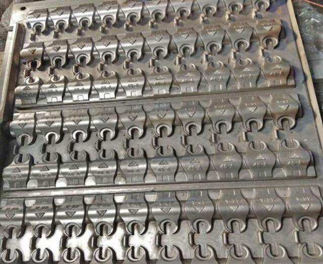 覆膜砂模具 垂直線模具 熱芯盒模具 樹脂砂模具 機(jī)械模具 汽車配件模具